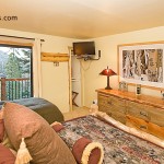 Timber Ridge 45 Queen plus Twin Bedroom